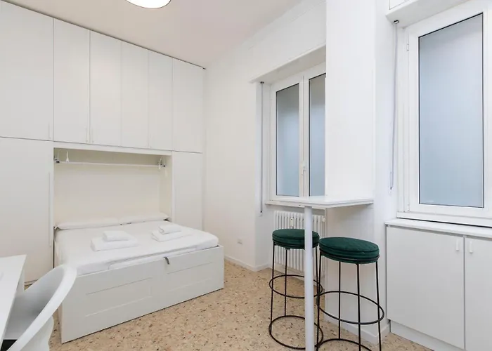 Navigli,m2 A Stone's Throw From The Subway 아파트 밀라노
