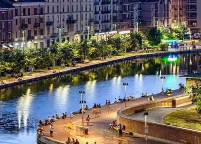 아파트 Navigli,m2 A Stone's Throw From The Subway *